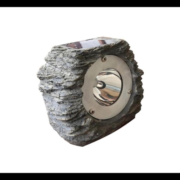 Threshold Gray Solar Powered 10 Lumen LED Rock Spotlight 4 Pk - Picture 2 of 4